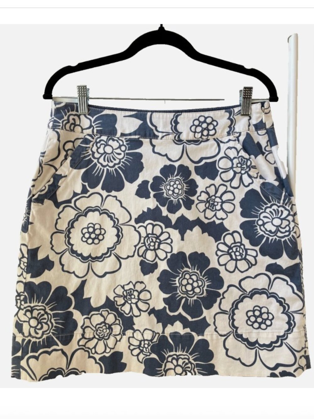 Boden floral mini skirt w blue and white flowers pockets zipper side 8 Hawaiian